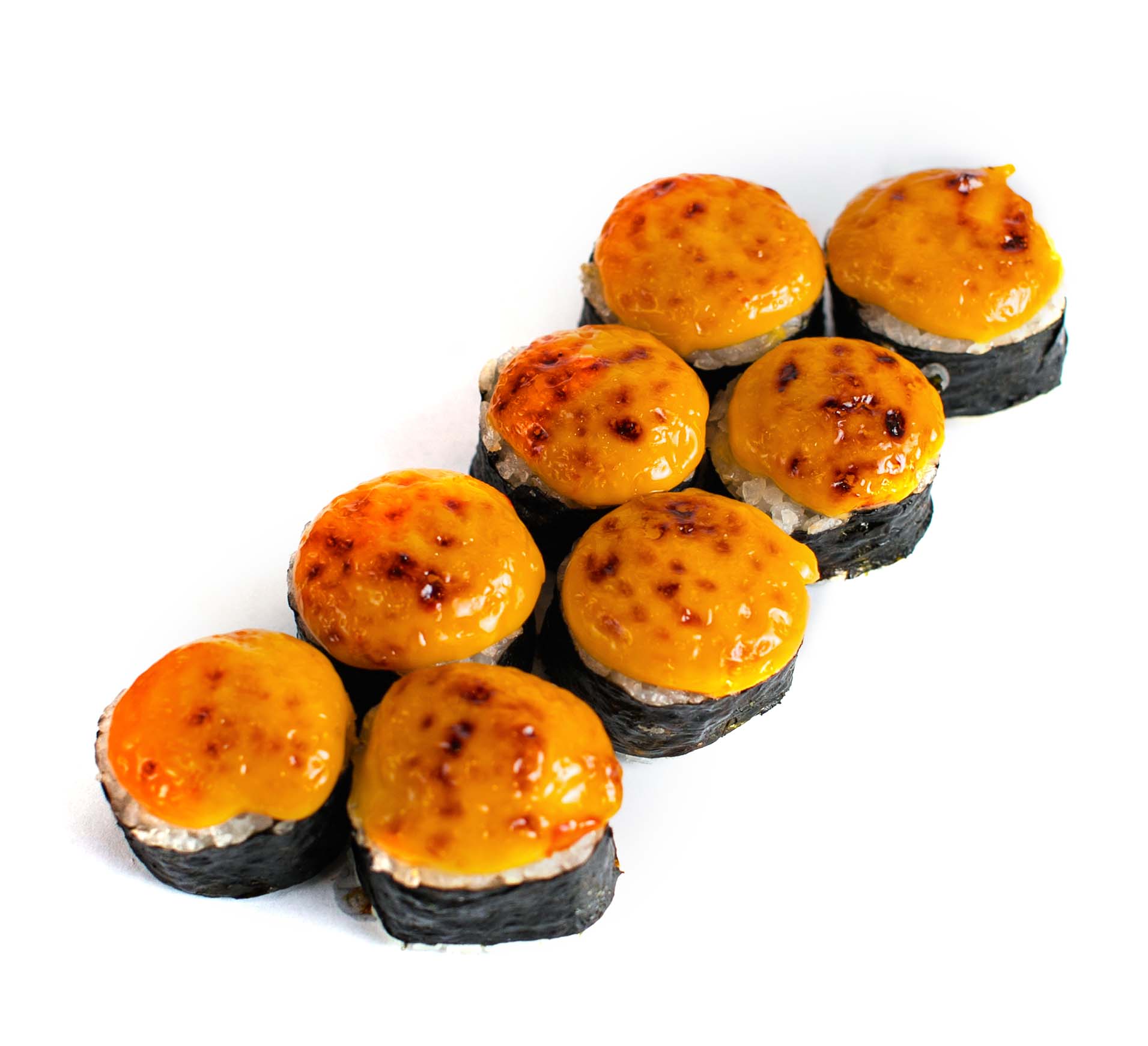 Tuna balığı ilə bişmiş suşi roll